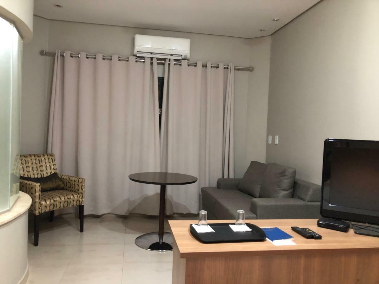 Cast Comfort Hotel Paranaiba ภายนอก รูปภาพ